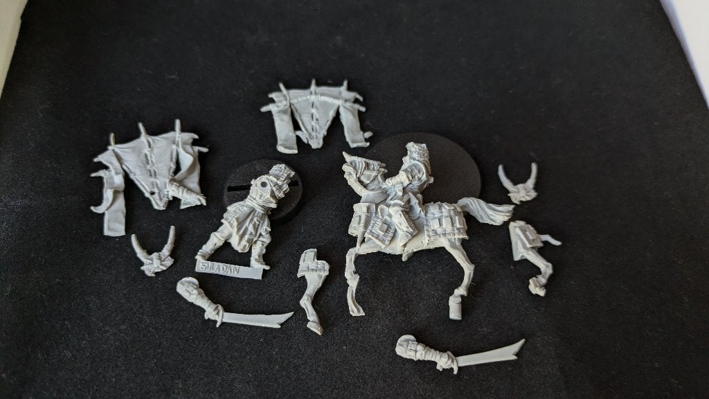 Suladan, The Serpent Lord Foot & Mounted - Resin, Ophalen of Verzenden, Nieuw, Warhammer