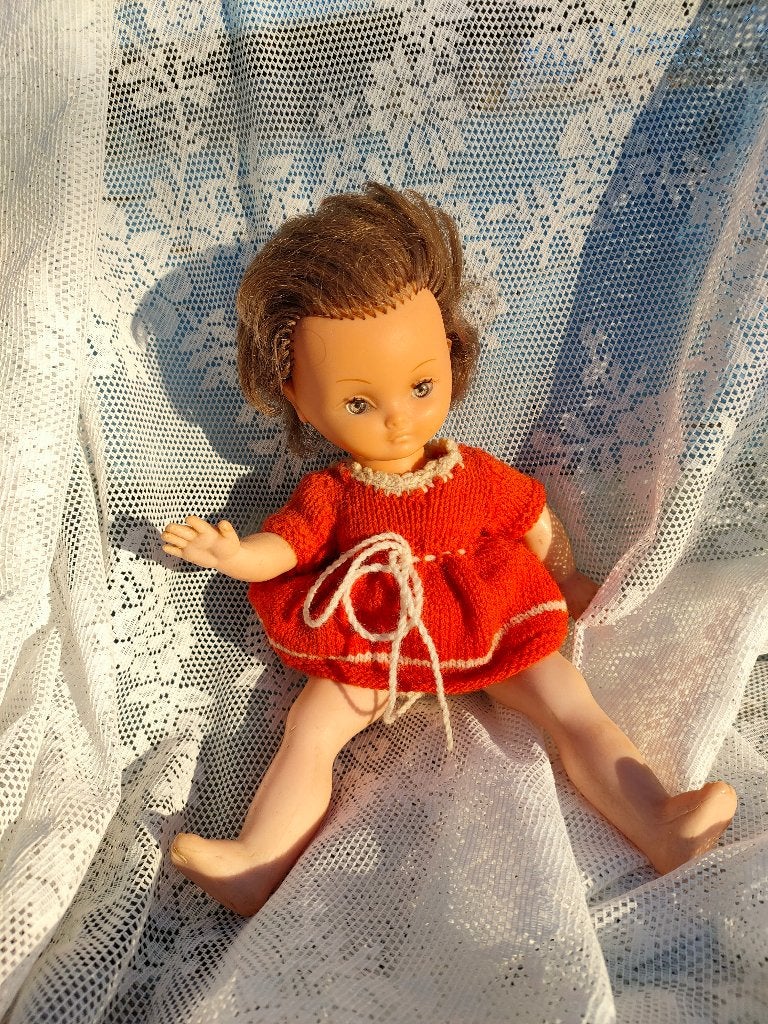Vintage popje Bella - Made in France / Oud kinderspeelgoed, Ophalen of Verzenden, Zo goed als nieuw, Pop