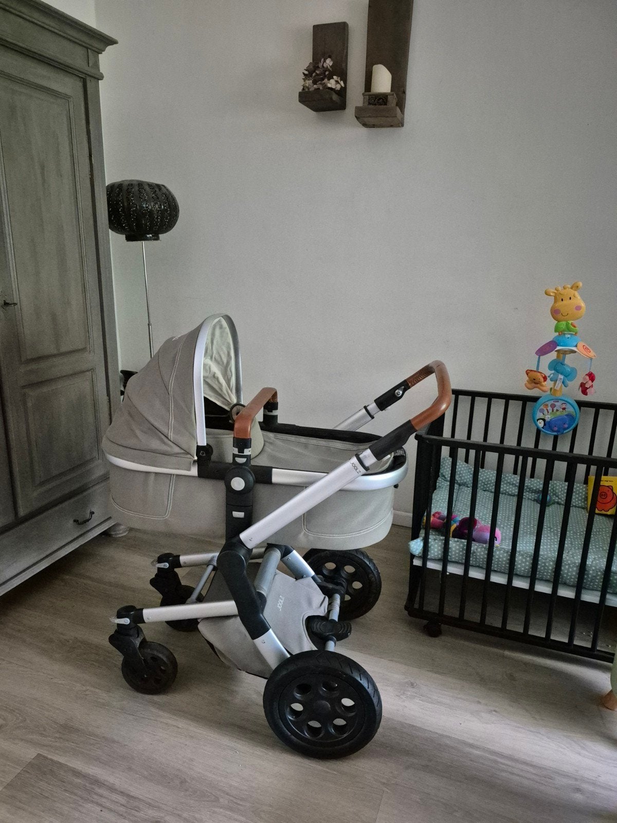 Joolz kinderwagen met reiswieg en zitje, Gebruikt, Combiwagen, Verstelbare duwstang, Ophalen