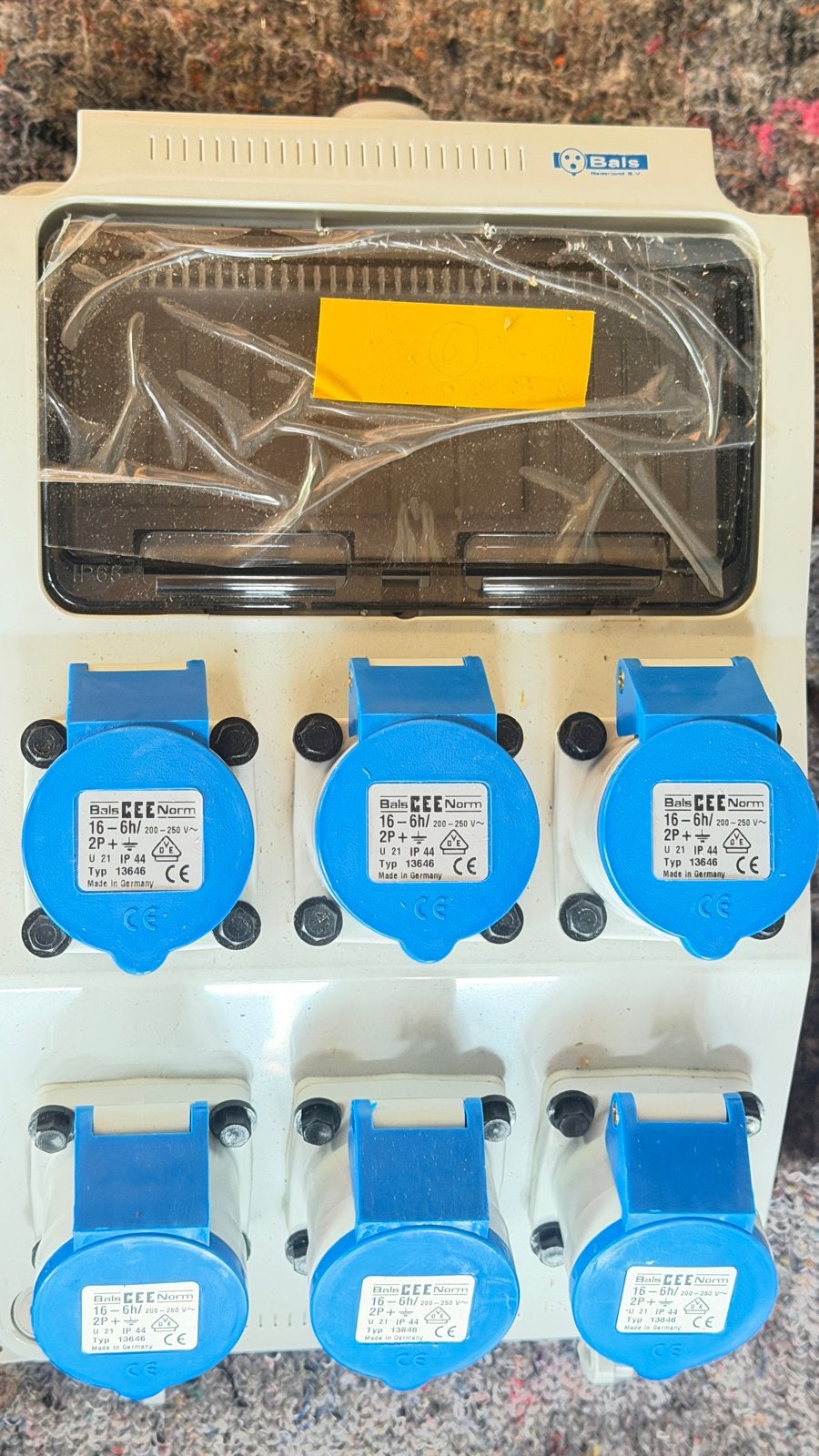 Bals verdeelkast zonder automaten - 6x CEE stopcontact, Doe-het-zelf en Verbouw, Elektra en Kabels, Ophalen of Verzenden, Gebruikt