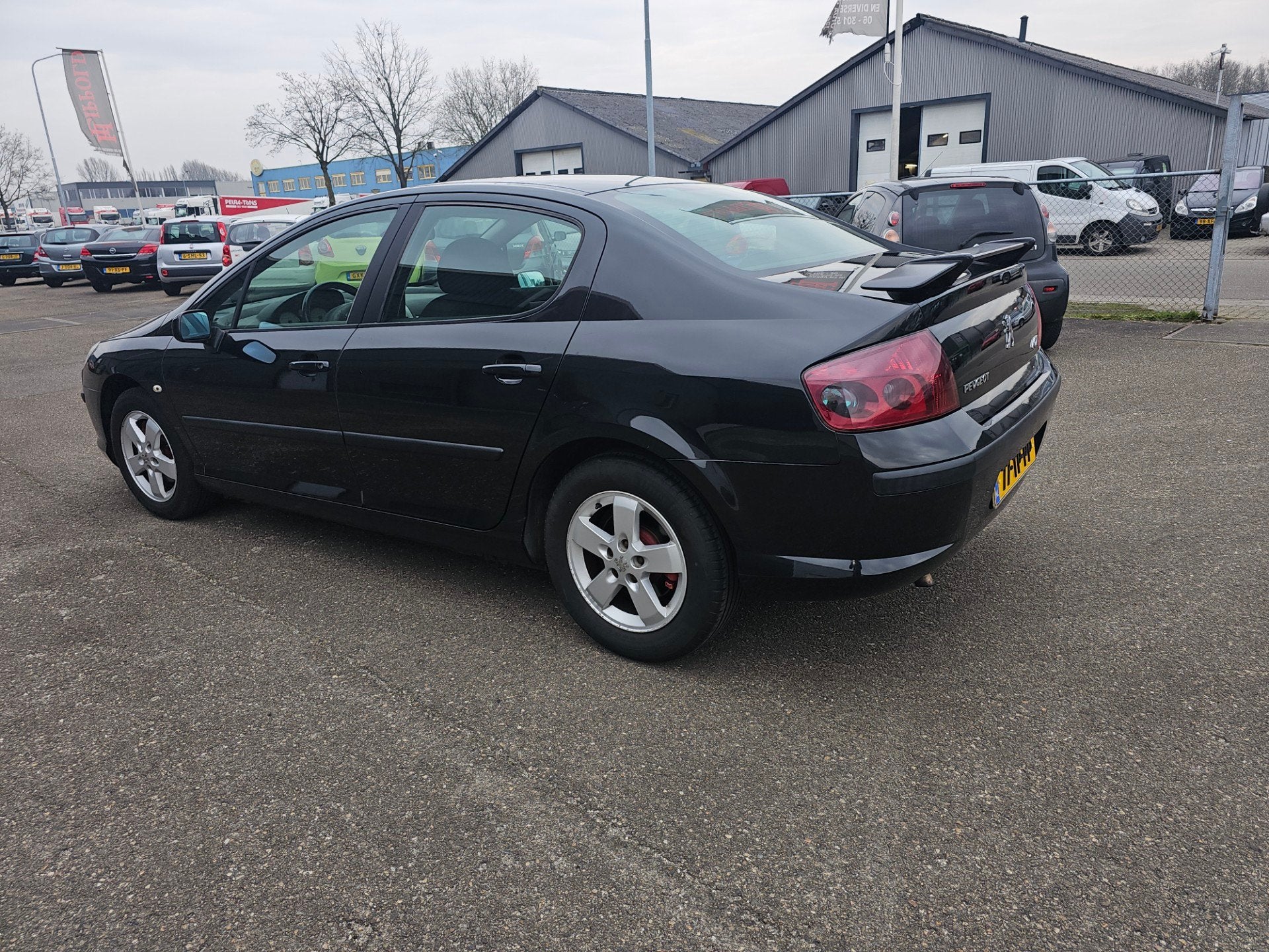 Peugeot 407 1.8-16V Premium, Auto's, Dealer onderhouden, Zwart, 4 cilinders, 1749 cc