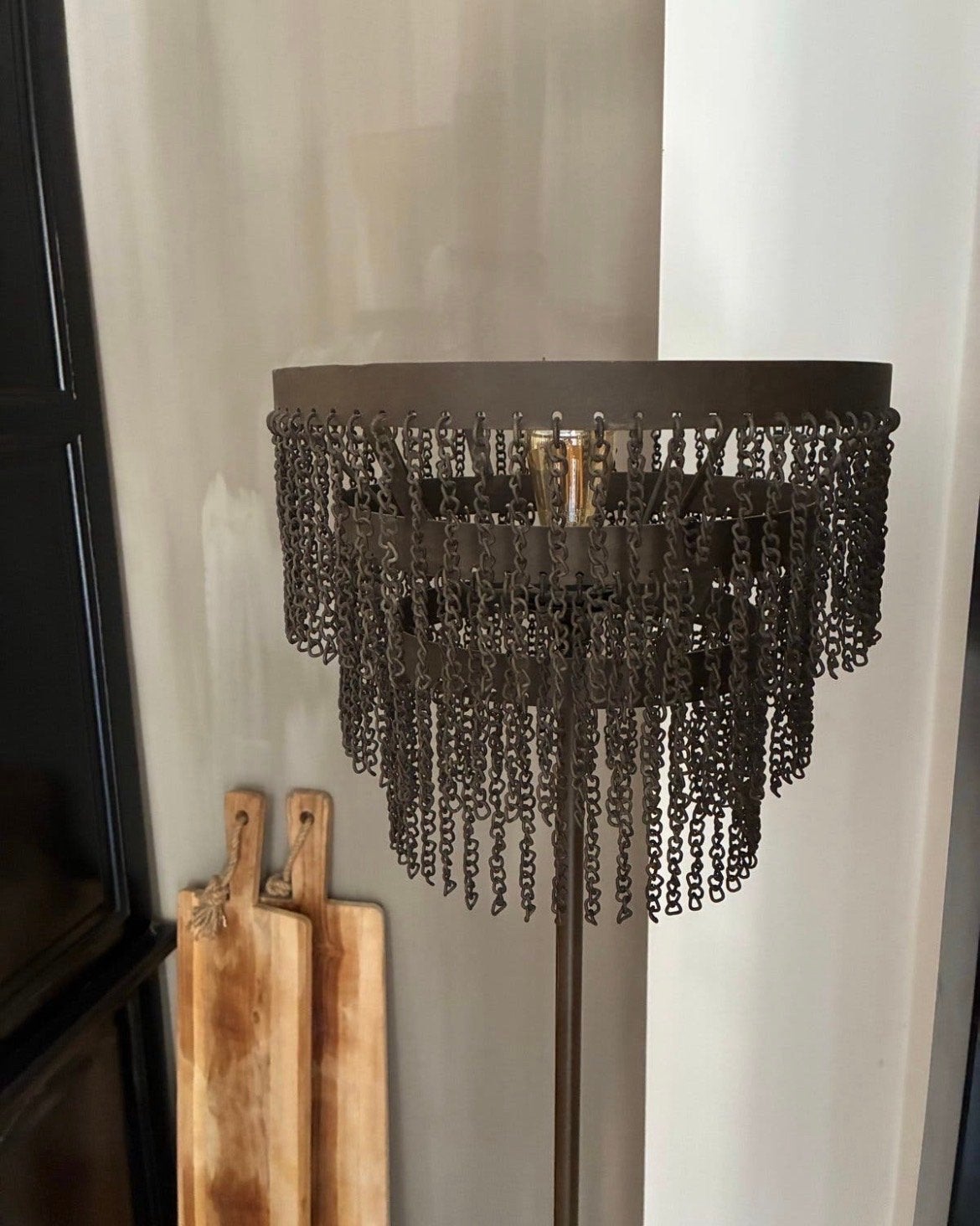 Stijlvolle staande lamp met kettingdetails, Ophalen, Gebruikt, E27 (groot), Metaal