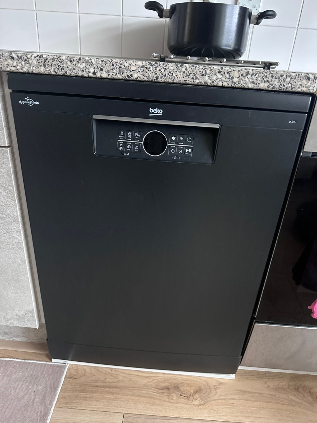Beko vaatwasser in goede staat, Ophalen, Zo goed als nieuw, 85 tot 90 cm