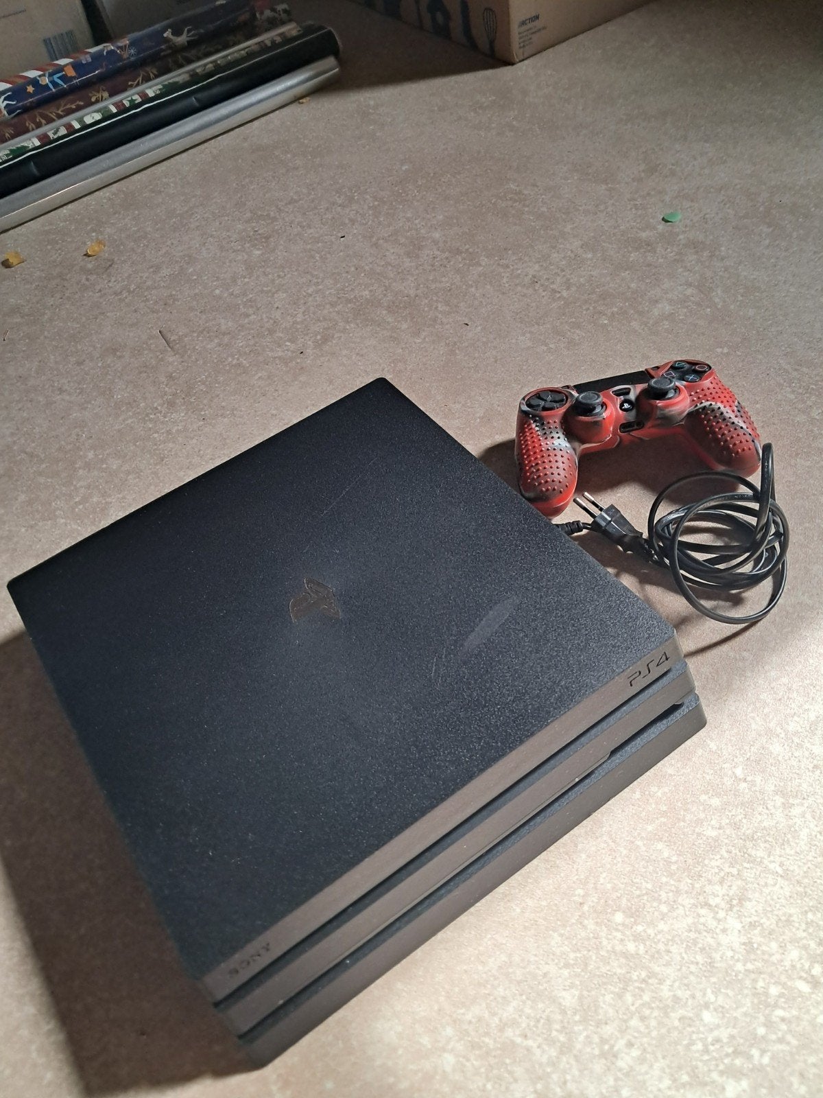 PlayStation 4 Pro - Compleet met kabels en controller, Spelcomputers en Games, Spelcomputers | Sony PlayStation 4, Gebruikt, Pro
