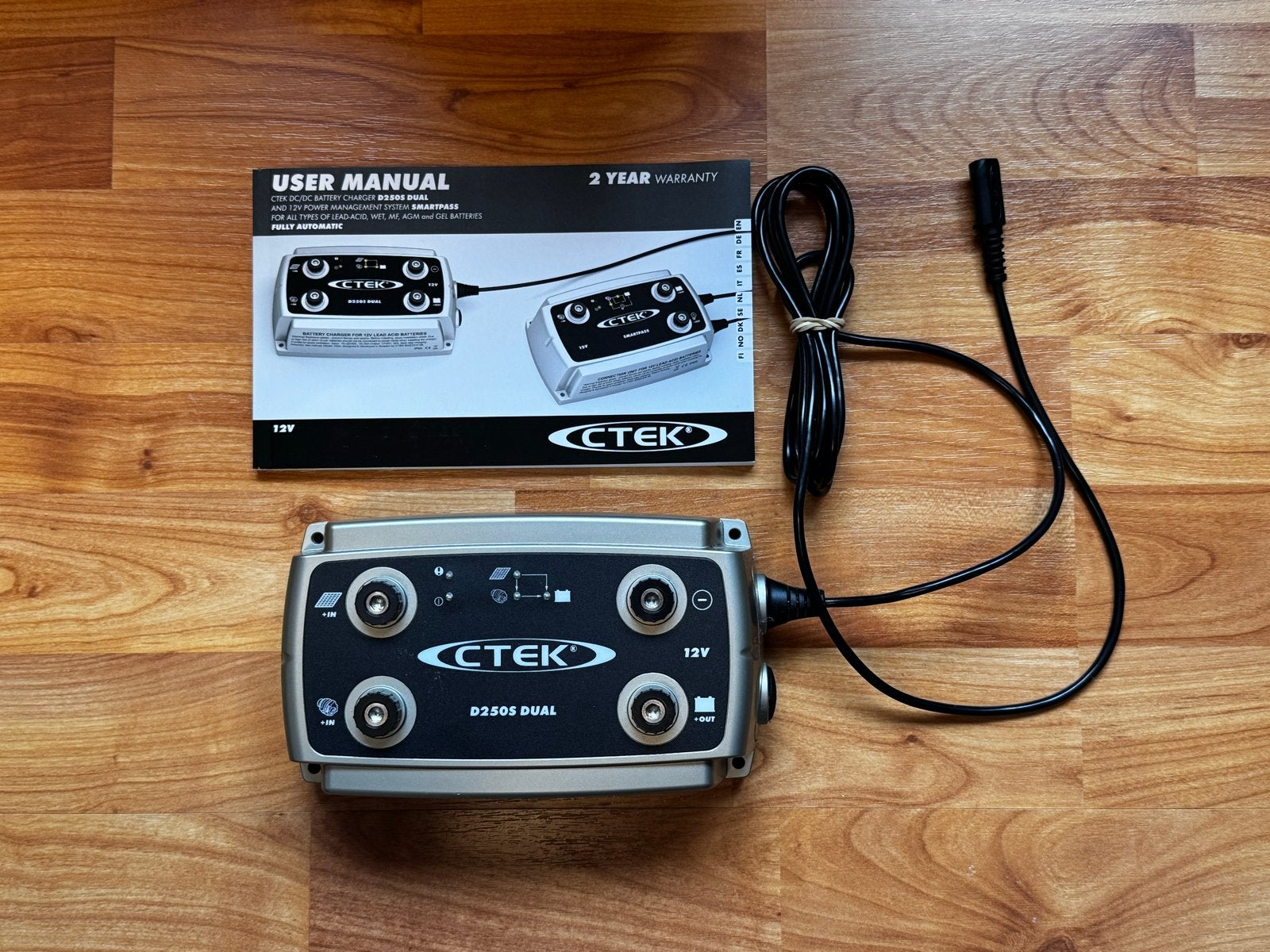 CTEK D250S Dual 12V/20A DC-DC Accu, Ophalen of Verzenden, Gebruikt