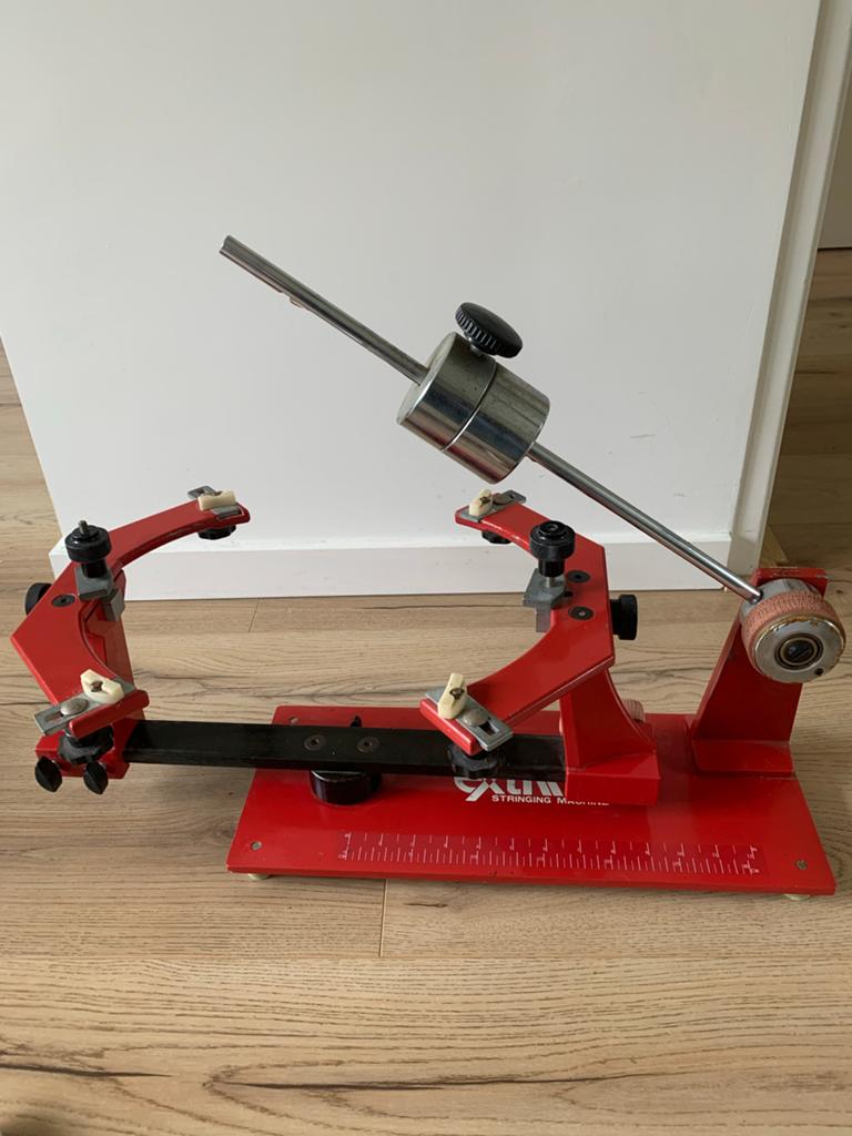 tennis bespanmachine - goed onderhouden, Sport en Fitness, Tennis, Ophalen of Verzenden, Gebruikt, Overige typen, Overige merken