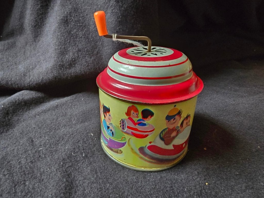 Tinnen speeldoosje, Ophalen of Verzenden