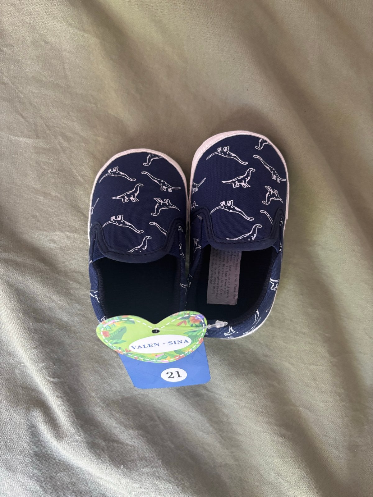 Nieuwe kinderschoenen met dinosaurusprint - Maat 21, Ophalen, Nieuw, Jongen of Meisje, Schoenen