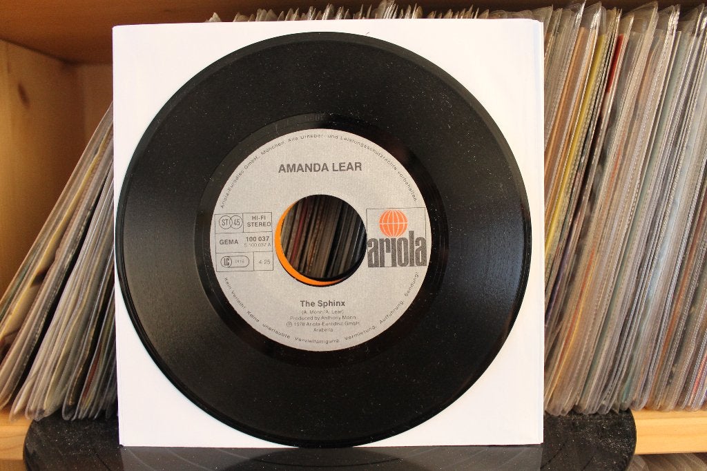 7" Single Amanda Lear - The Sphinx / Hollywood Flashback, Cd's en Dvd's, Vinyl Singles, Gebruikt, Verzenden, 7 inch, Pop