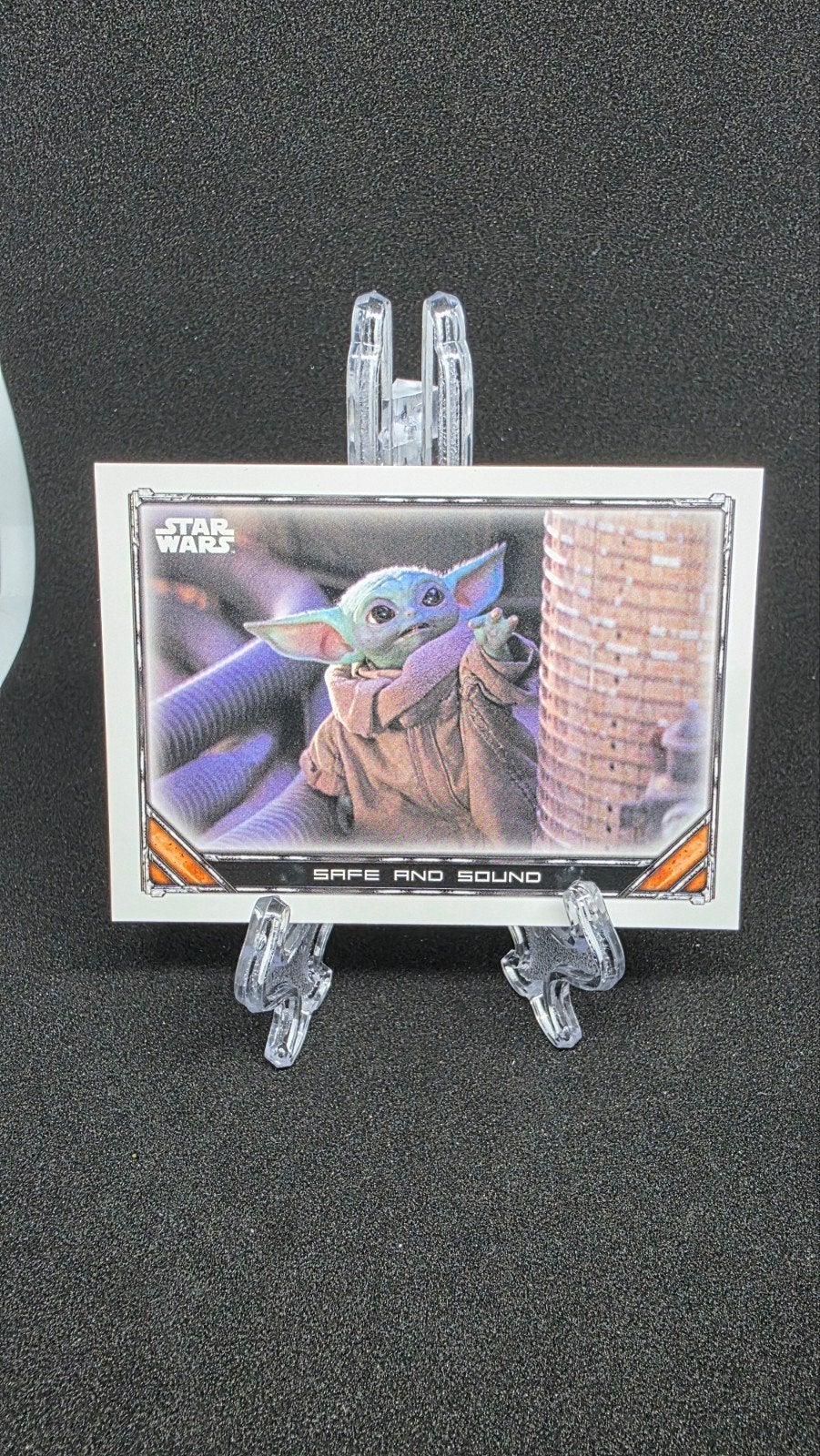 Topps The Mandalorian Safe and Sound Kaart (Grogu), Ophalen of Verzenden, Nieuw, Overige typen