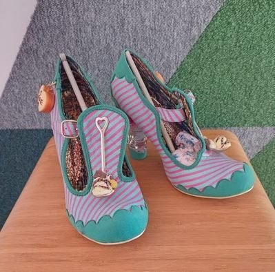 Irregular choice cookie club pump maat 41, Pumps, Overige kleuren, Ophalen of Verzenden, Zo goed als nieuw