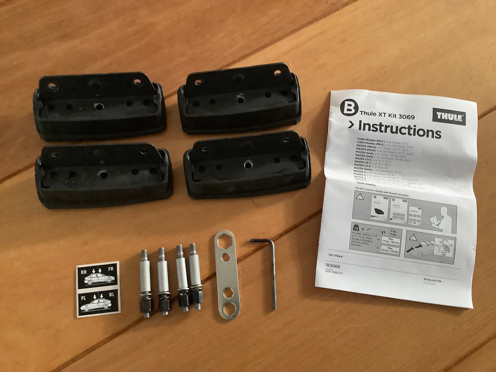 Thule XT Kit 3069 – complete montagekit Ford / Mazda, Auto diversen, Ophalen of Verzenden, Gebruikt