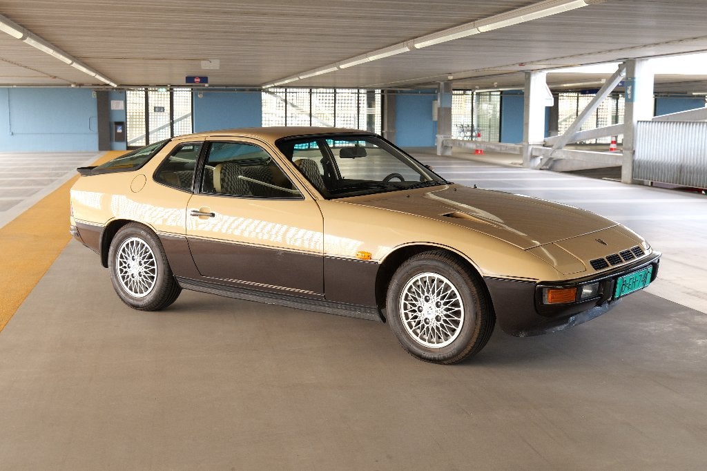 Porsche 924 Turbo 1980, Achterwielaandrijving, 4 cilinders, 4 stoelen, Leder en Stof