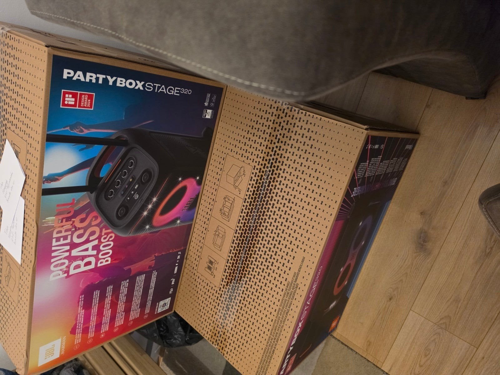 JBL PartyBox Stage 320 - Krachtige Party Speaker, 150 watt of meer, JBL, Party speaker, Nieuw