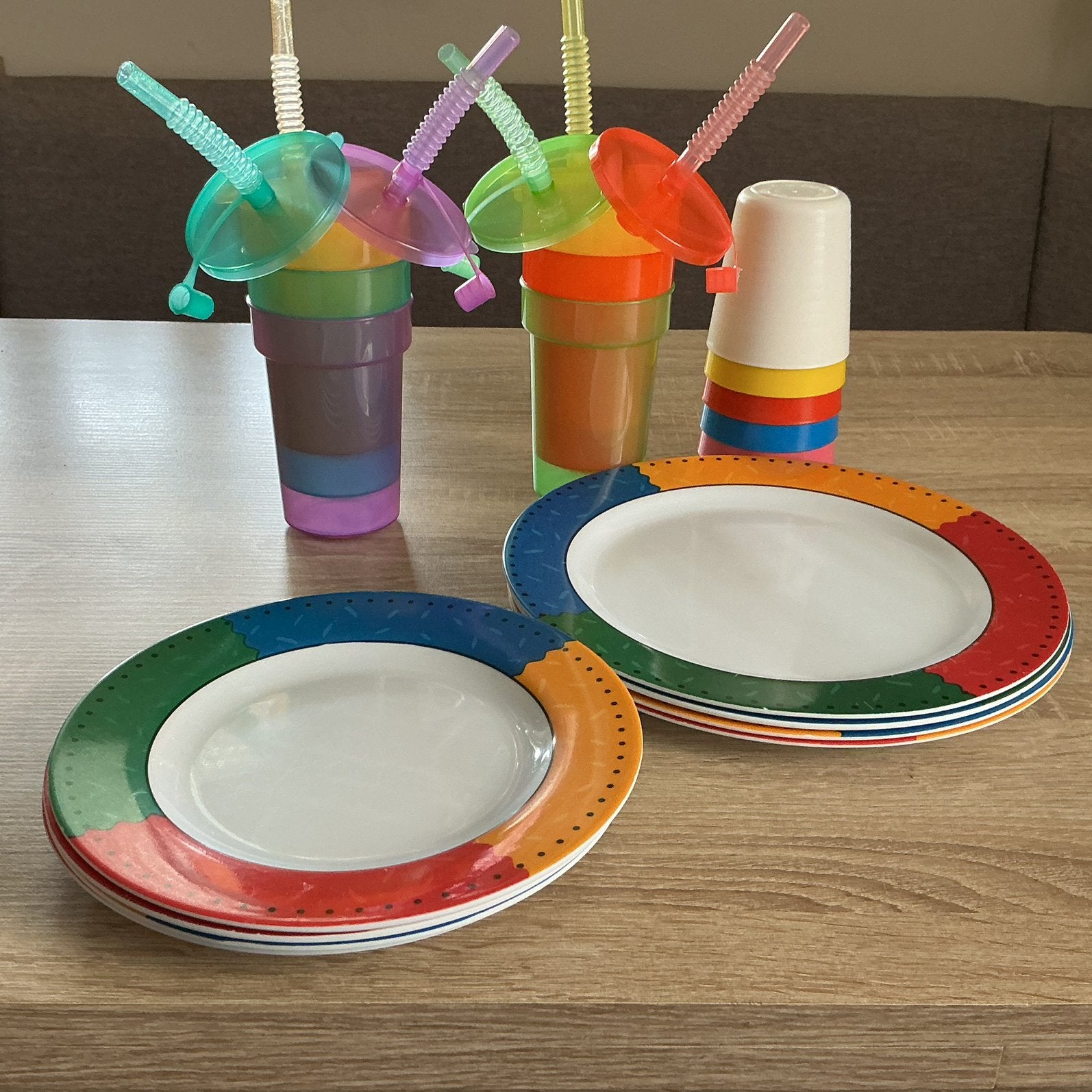 Plastic borden en bekers, Ophalen of Verzenden