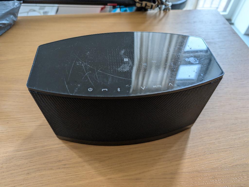 Blackweb Tsunami bluetooth speaker zonder adapter, Gebruikt, Center speaker, Minder dan 60 watt, Ophalen