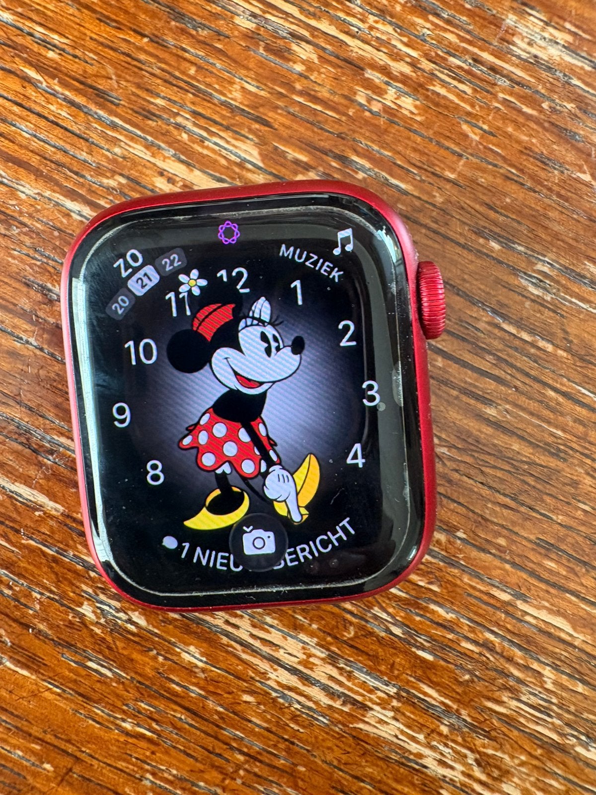 Apple watch 8 serie rood 41 mm, Gebruikt, IOS, Ophalen of Verzenden, Waterdicht