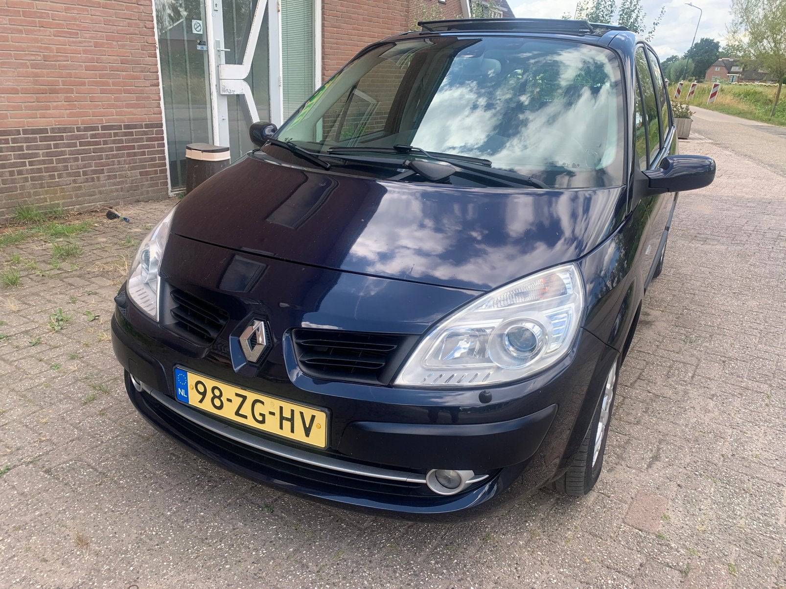 Renault scenic 2.0 16v met panoramadak, Ophalen of Verzenden, Gebruikt, Renault