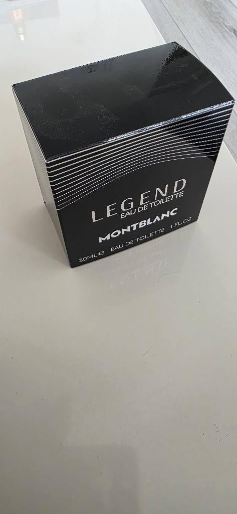Parfum  mont blanc legend edt 30ml, Sieraden, Tassen en Uiterlijk, Uiterlijk | Parfum, Ophalen, Nieuw