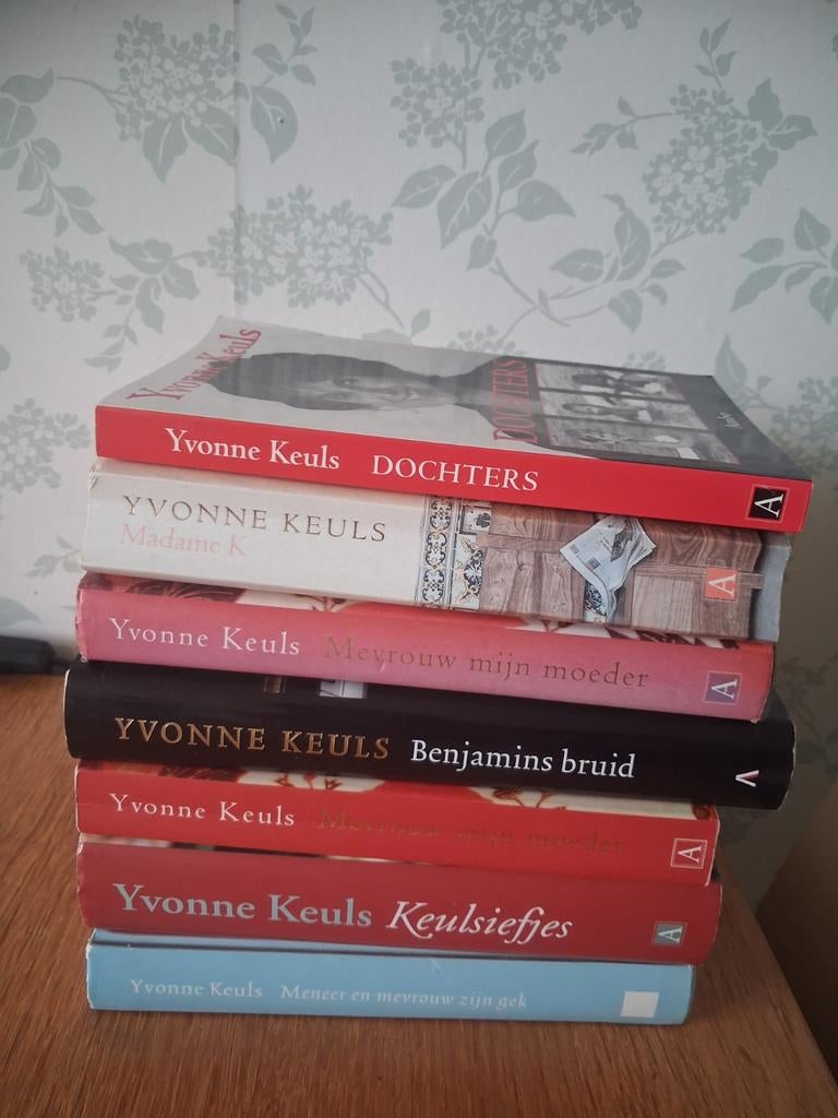 7 boeken van Yvonne Keuls, Ophalen of Verzenden, Zo goed als nieuw