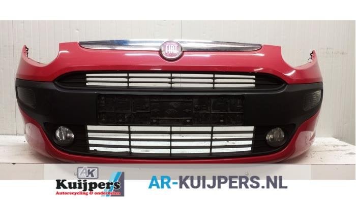 Voorbumper van een Fiat Punto, Gebruikt, -, -, Bumper