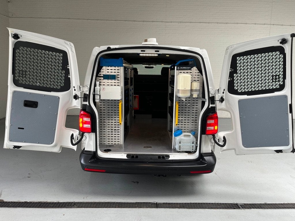 Volkswagen Transporter Servicewagen 2.0 TDI 102PK euro6 L1H1, Voorwielaandrijving, Gebruikt, 4 cilinders, Met garantie (alle)