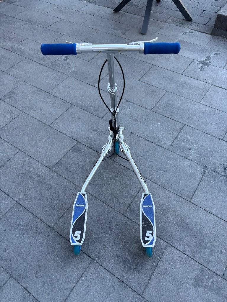 Step, Trikke T5 carving scooter, Fietsen en Brommers, Steps, Ophalen, Zo goed als nieuw, Overige typen, Onbekend