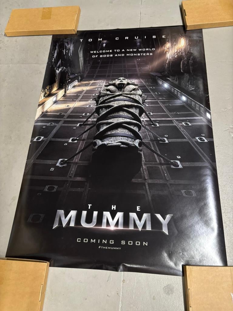 The Mummy (Tom Cruise) originele filmposter - Versie 1, Rechthoekig Staand, Deurposter of groter, Ophalen of Verzenden, Zo goed als nieuw