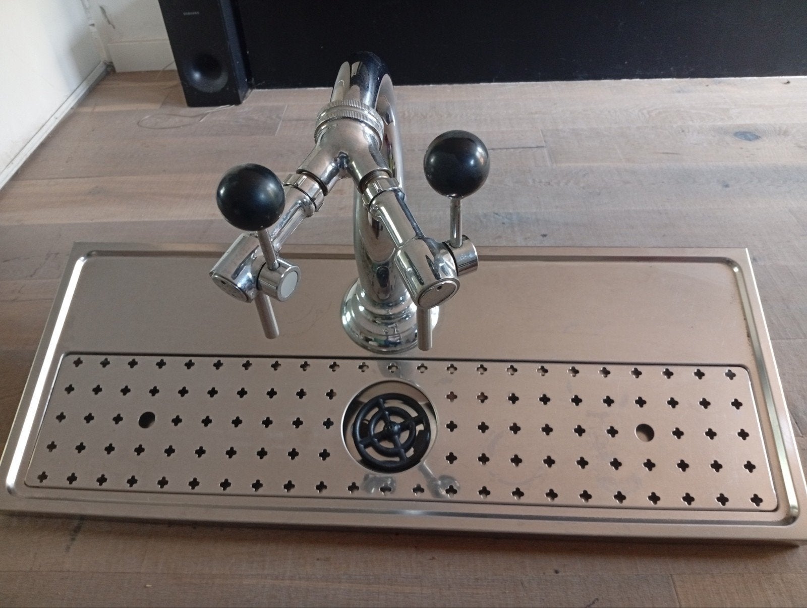 Dubbele tapkraan/tapzuil  met lekbak en spoeler (100x40cm), Ophalen, Gebruikt