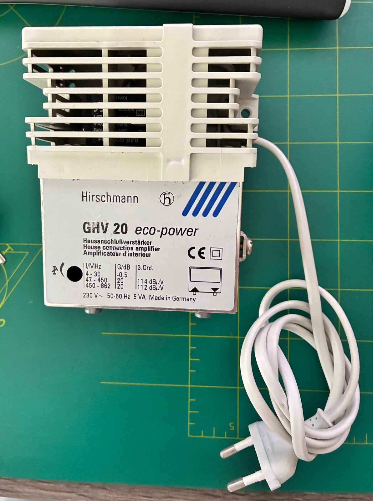 Hirschmann GHV 20 eco-power coax versterker F connector, Ophalen of Verzenden, Gebruikt