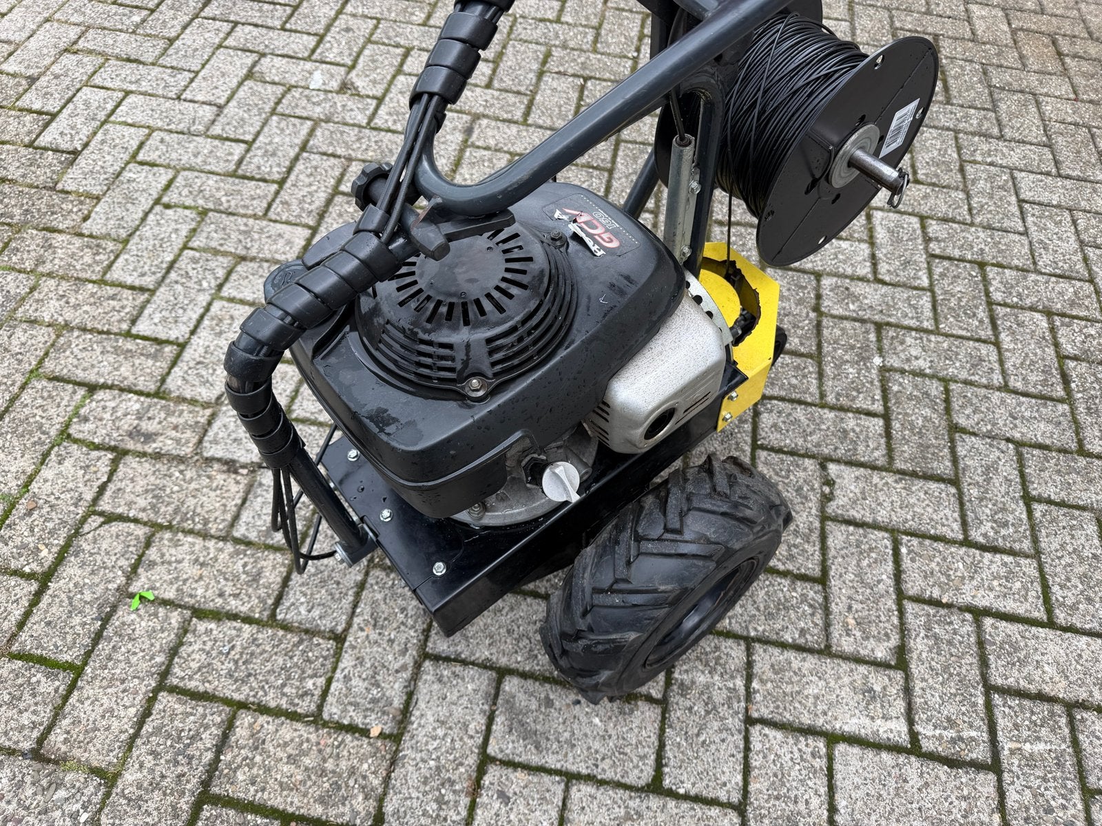 Echotech Italia NT 60 (CL) kabellegger voor robotmaaiers, Ophalen, Gebruikt, 20 tot 25 cm