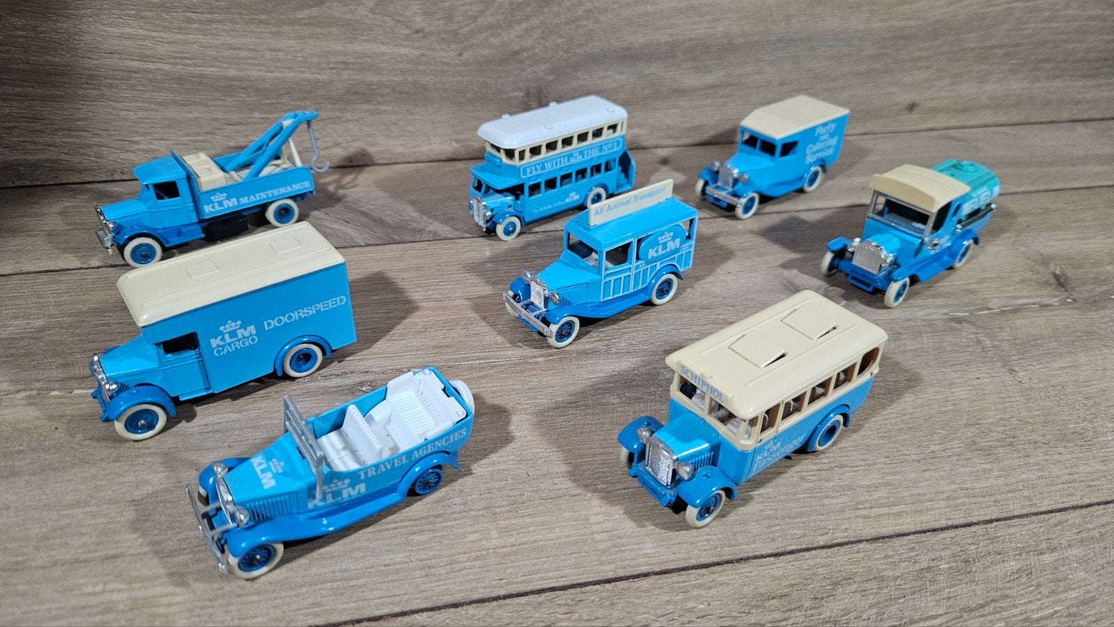 Set van 8 Lledo KLM miniatuurvoertuigen - Vintage collectie, Ophalen of Verzenden, Zo goed als nieuw, Schaalmodel