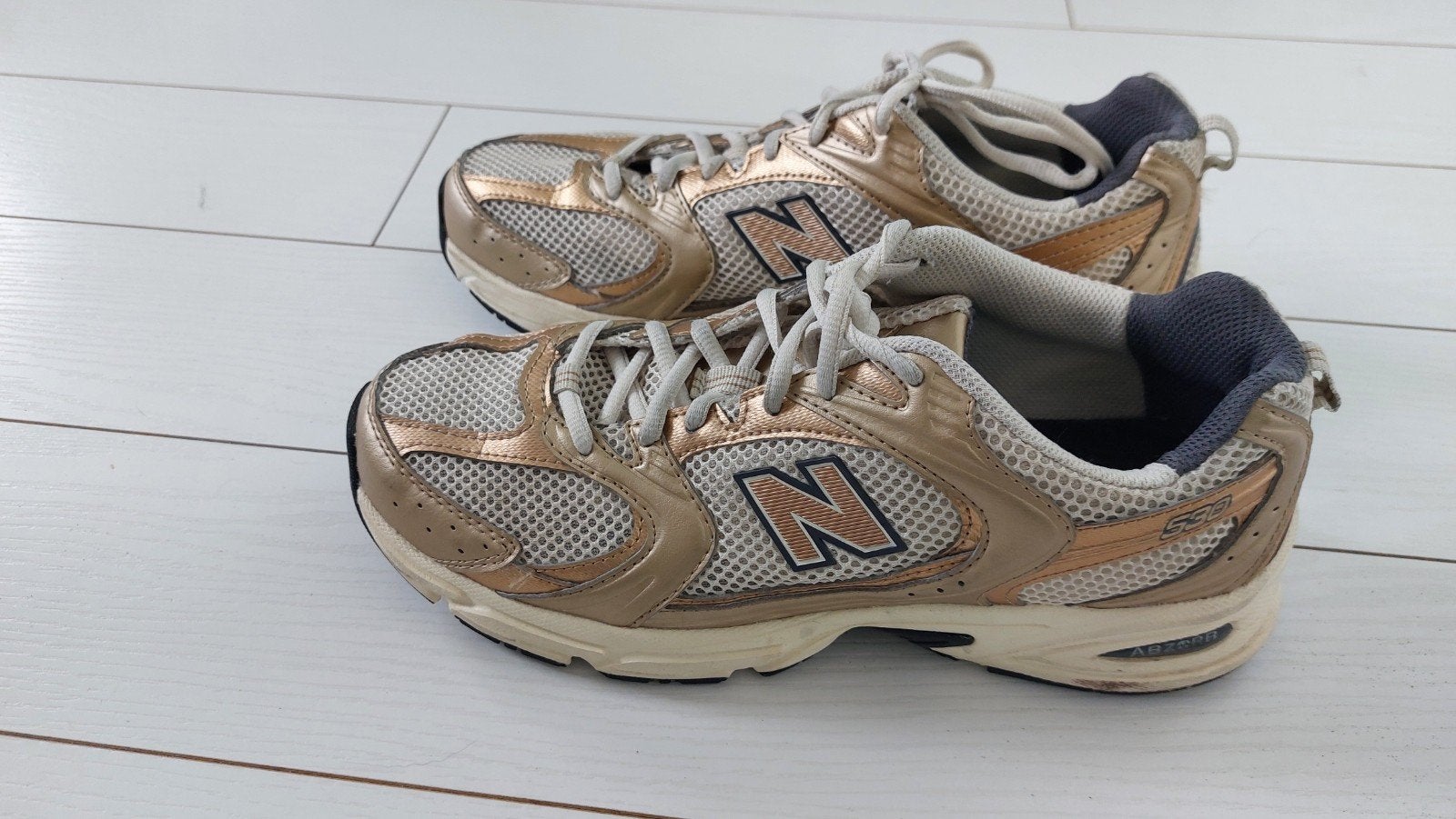 New balance sneakers (rose goud), Kleding | Dames, Schoenen, Overige kleuren, New Balance, Ophalen of Verzenden, Sneakers of Gympen
