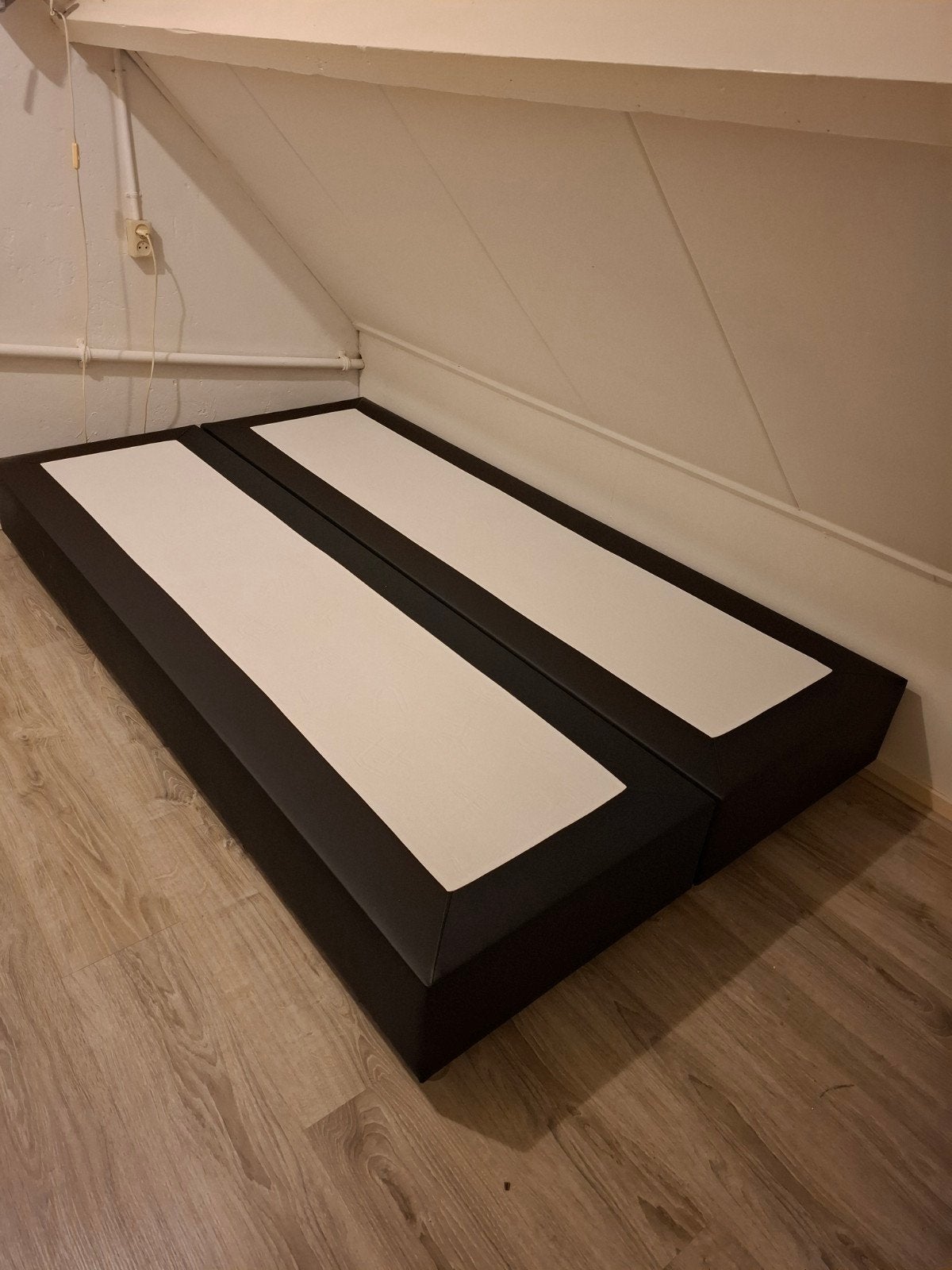 Boxspring zwart 2 delig, samen 120cm  200cm, Ophalen, Zwart, Nieuw, Twijfelaar