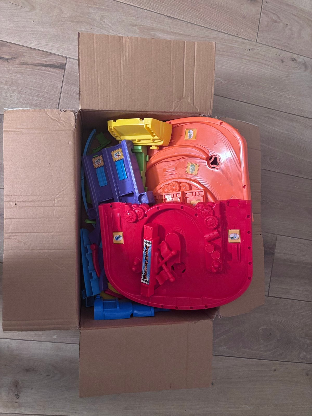 Vtech Toet toet Mega RC Racecircuit - Zonder auto's, Kinderen en Baby's, Overige aandrijving, Ophalen, Overige merken, Racebaan