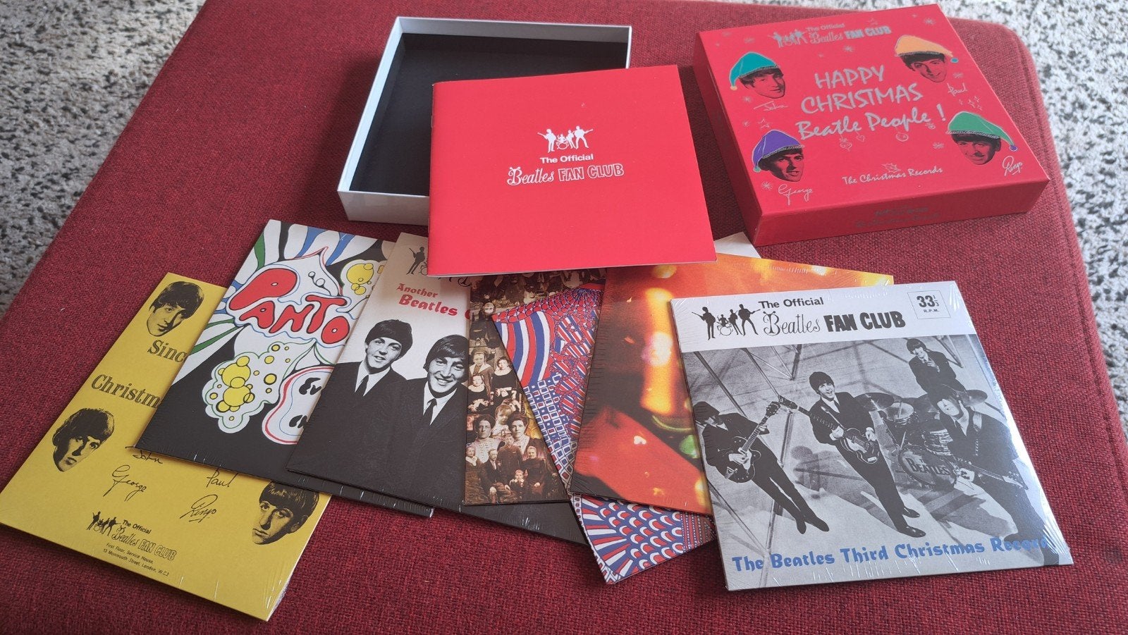 Beatles Happy Christmas Beatles People ! 7 singles vinyl box, Cd's en Dvd's, Ophalen of Verzenden, Nieuw in verpakking, Pop