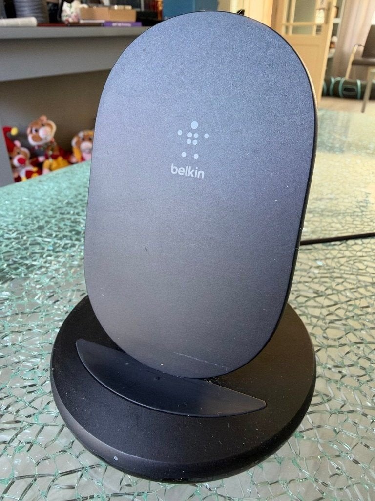 Belkin BOOSTCHARGE Draadloze Oplaadstandaard 15W, Universeel, Draadloze oplader, Ophalen of Verzenden, Zo goed als nieuw