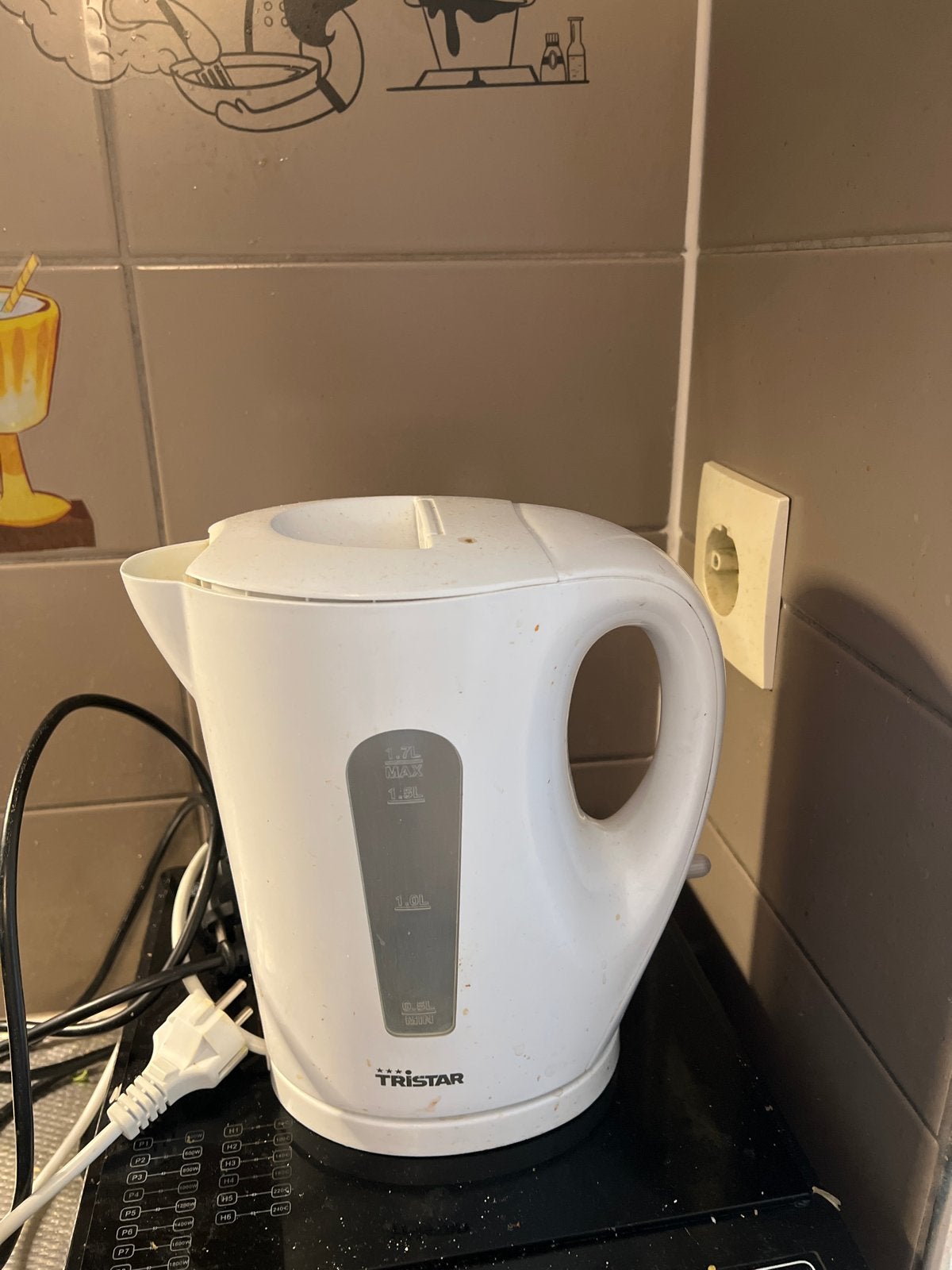Waterkokers (Tristar en Philips), 1 tot 2 liter, Ophalen, Gebruikt, Draadloos