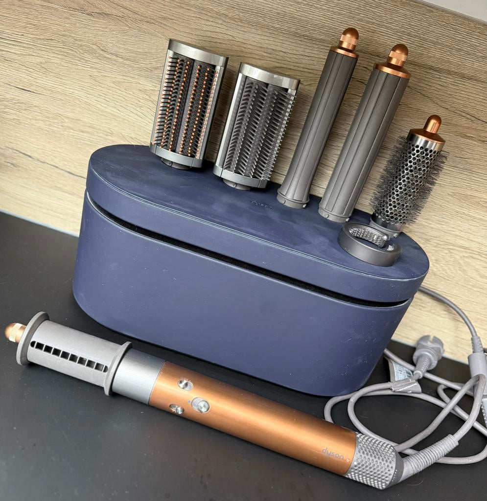 Dyson Airwrap Multi-styler Complete Long (Nikkel/Koper), Sieraden, Tassen en Uiterlijk, Uiterlijk | Haarverzorging, Zo goed als nieuw