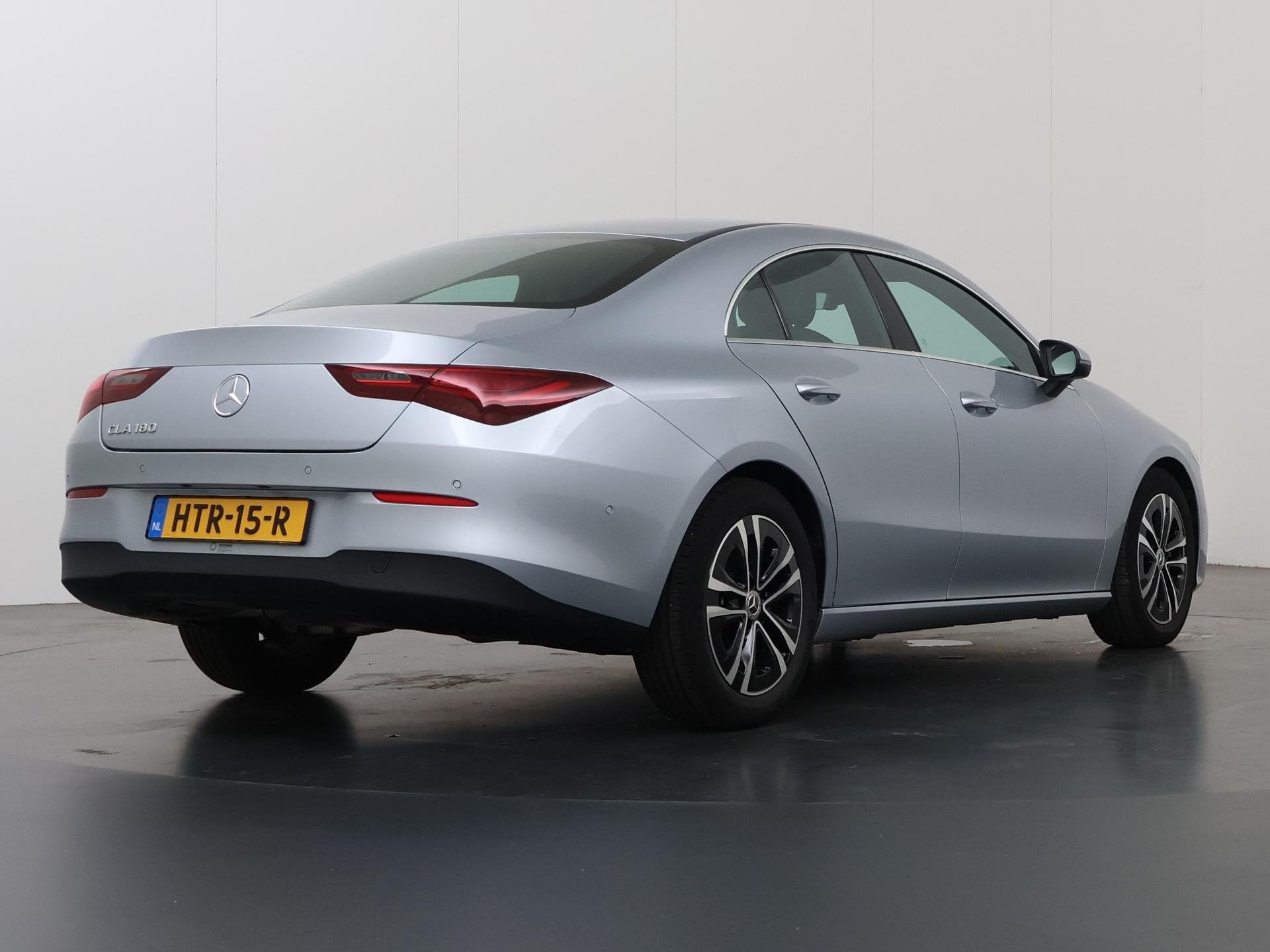 Mercedes-Benz CLA-klasse 180 Star Edition LIMITED | Stoelver, CLA, 136 pk, Gebruikt, Leder en Stof