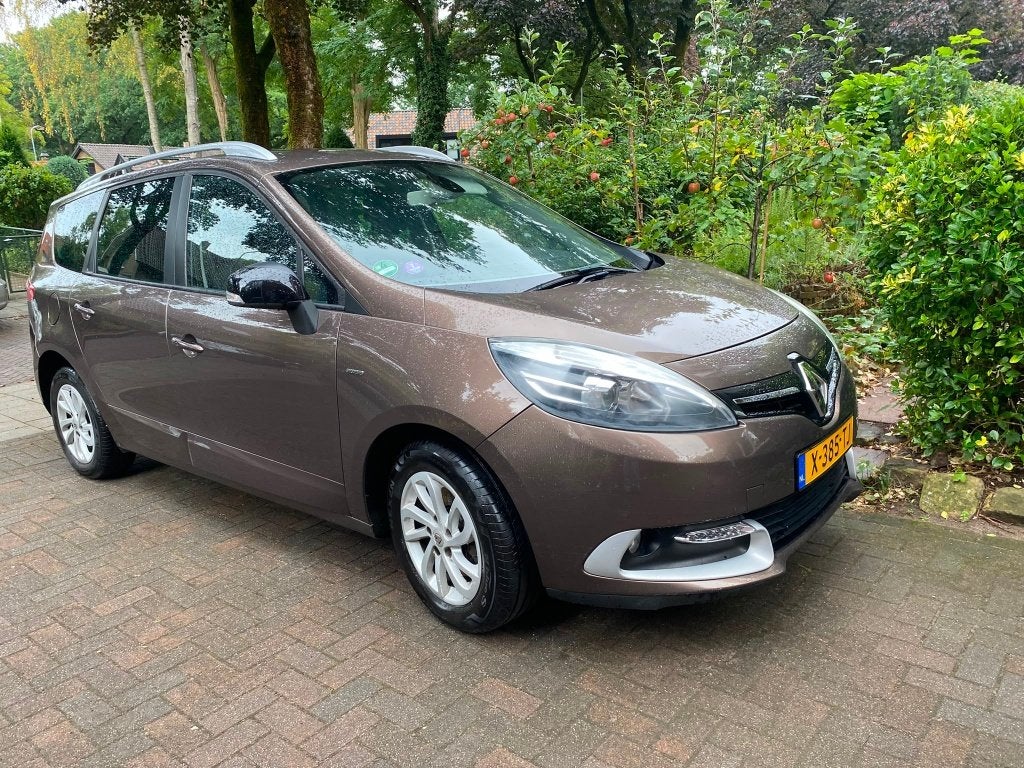 Renault Grand Scenic 1.2 TCE 7P 2015 Bruin, Voorwielaandrijving, Euro 6, 4 cilinders, Bruin