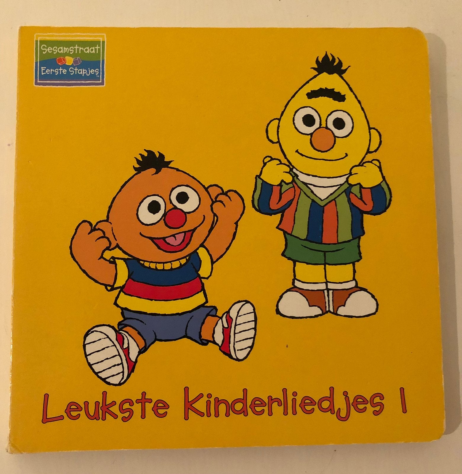 Sesamstraat Eerste Stapjes: Leukste Kinderliedjes 1, Boeken, Ophalen of Verzenden, Zo goed als nieuw
