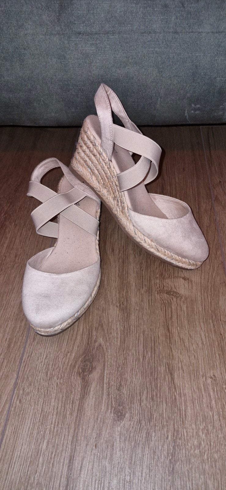 Dames espadrilles maat 36, Beige, Ophalen of Verzenden, Zo goed als nieuw, Graceland