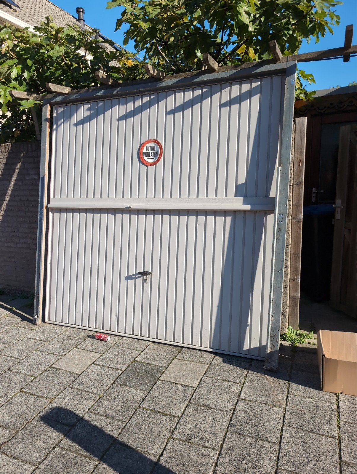 Gebruikte Garagedeur - Inclusief Rails en Onderdelen, Ophalen, Gebruikt, Garagedeur, Metaal