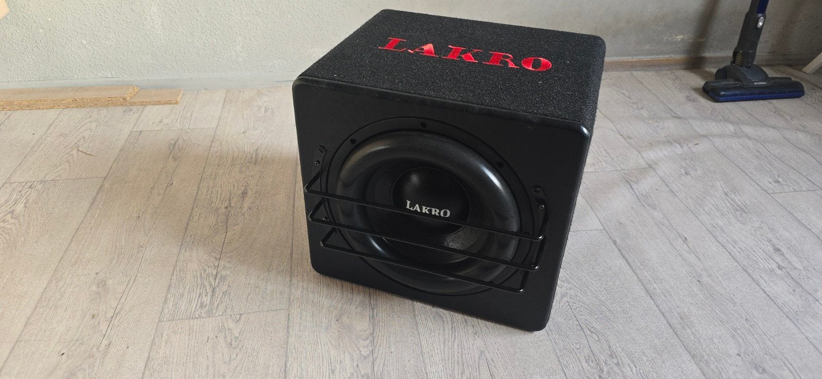 Lakro Subwoofer met ingebouwde versterker, Ophalen, Zo goed als nieuw