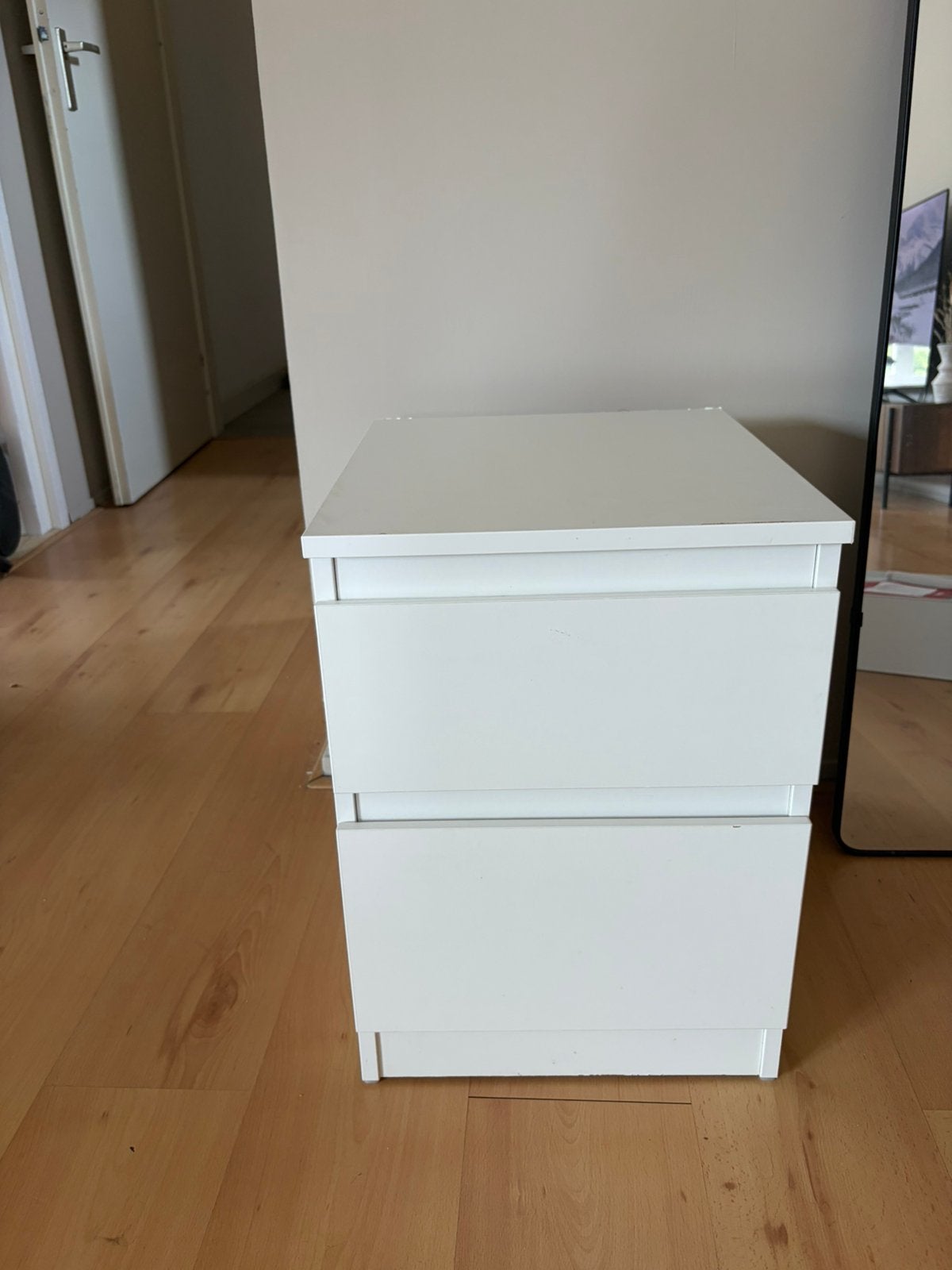 Ikea malm nachtkastje wit, Ophalen, Gebruikt, 1 of 2 laden, 50 tot 100 cm