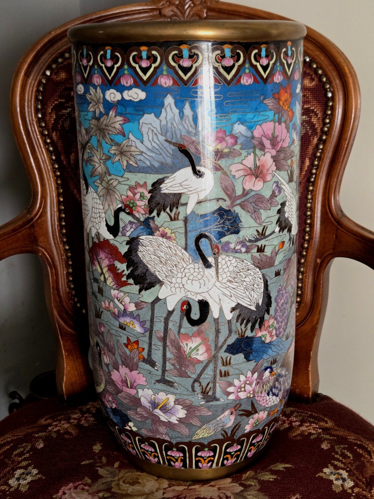 Antieke Chinese Cloisonné Vazen met Vogel- en Bloemmotief, Ophalen