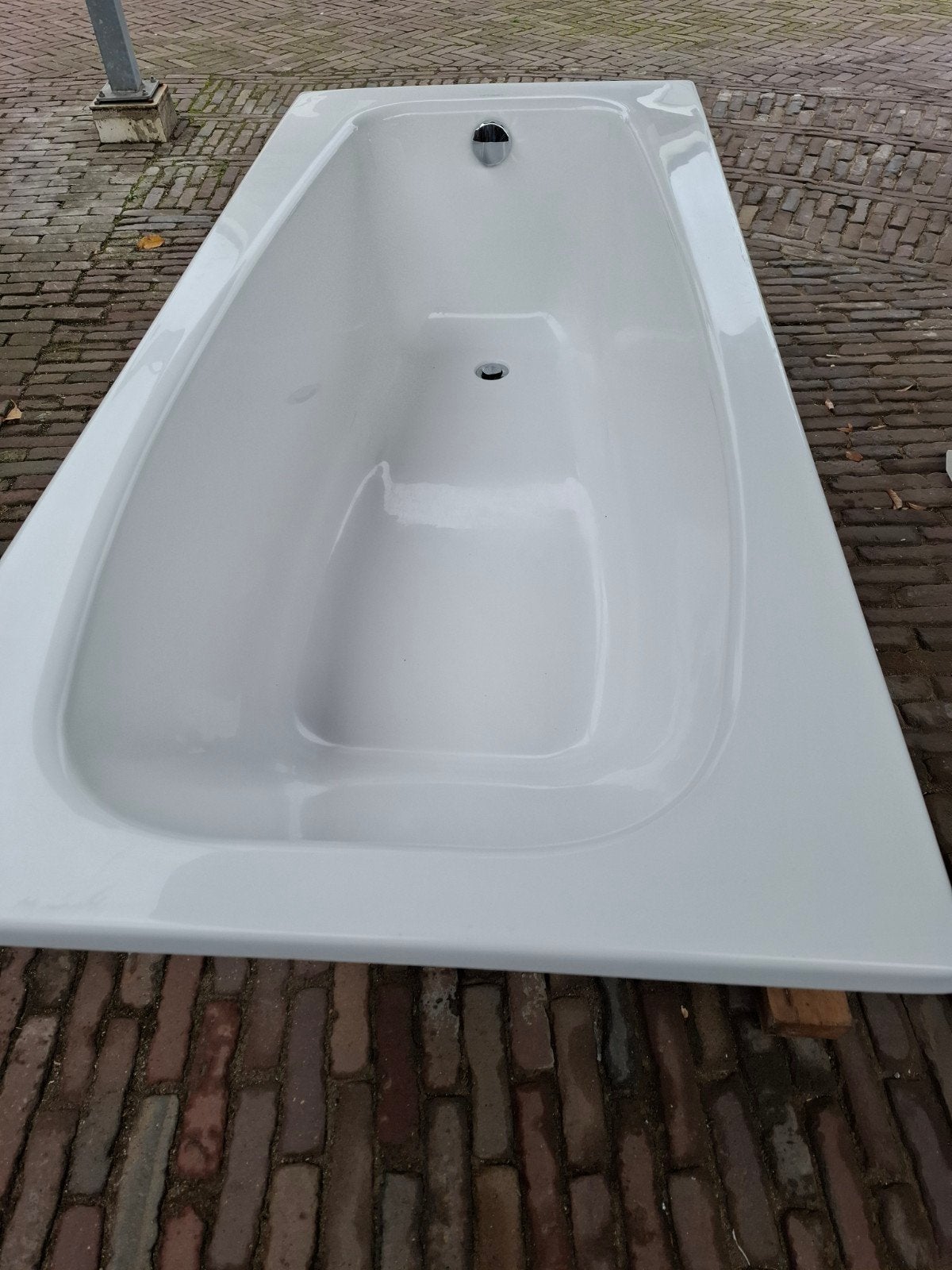 kunstof ligbad, Ophalen, Zo goed als nieuw