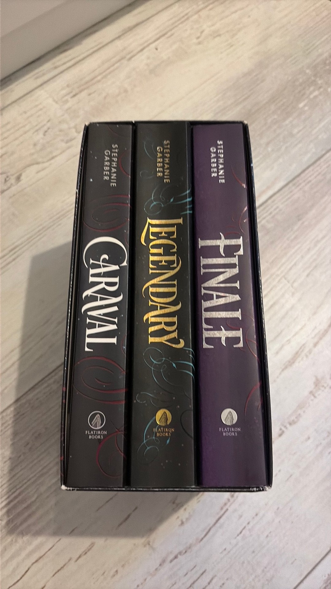 caraval serie boxset, Boeken, Ophalen, Gelezen