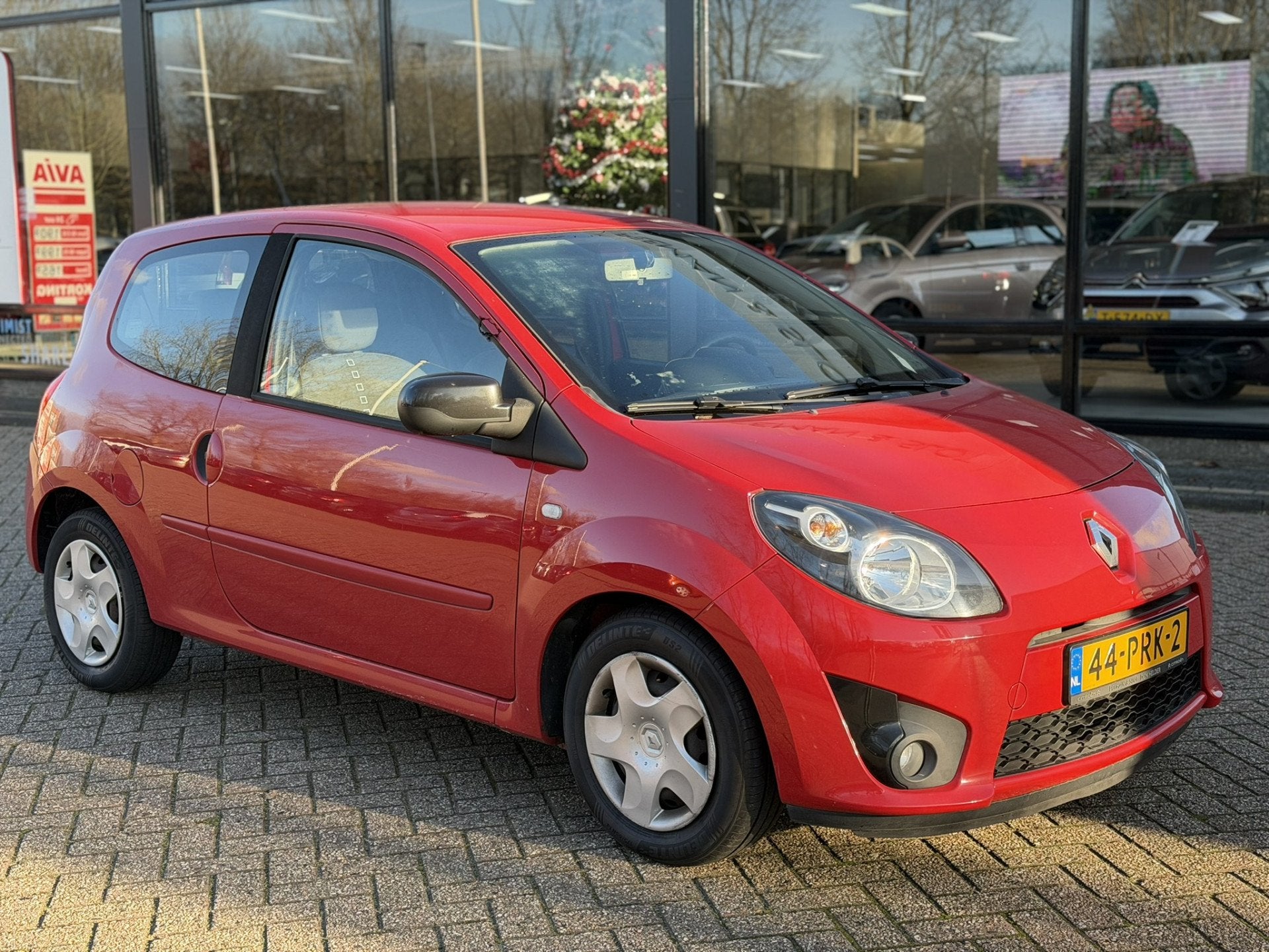 Renault Twingo 1.2-16V Dynamique APK 18-11-2026 (bj 2011), Auto's, Gebruikt, Zwart, 4 cilinders, Startonderbreker